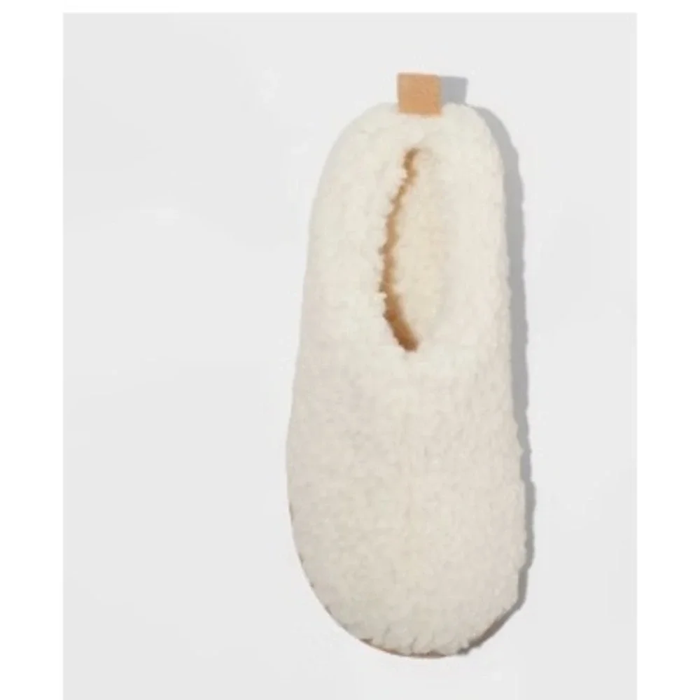Little Girl Slippers by Cat & Jack Faux Shearling Beige Size 1 New With Tags